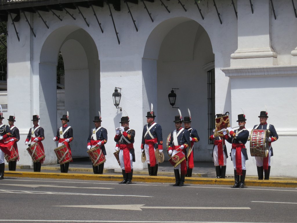 LR ARG-20130107-681