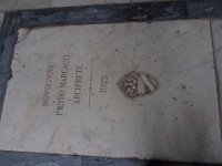 PB090176